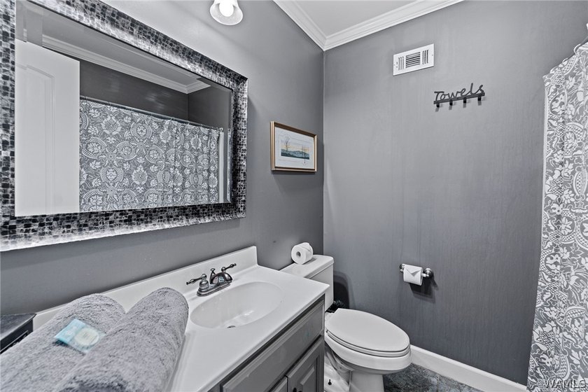 Enjoy the ultimate lakefront lifestyle, fully furnished and - photo 28