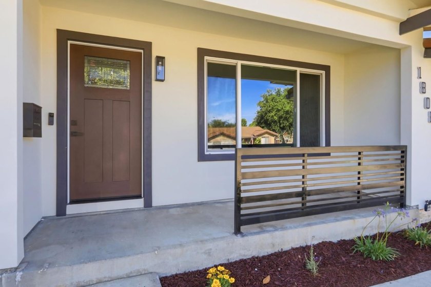 Welcome to Berryessa gem, most desirable Vinci South - photo 2