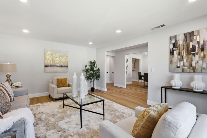 Welcome to Berryessa gem, most desirable Vinci South - photo 5