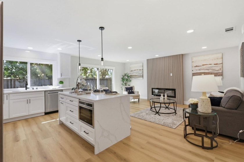 Welcome to Berryessa gem, most desirable Vinci South - photo 7