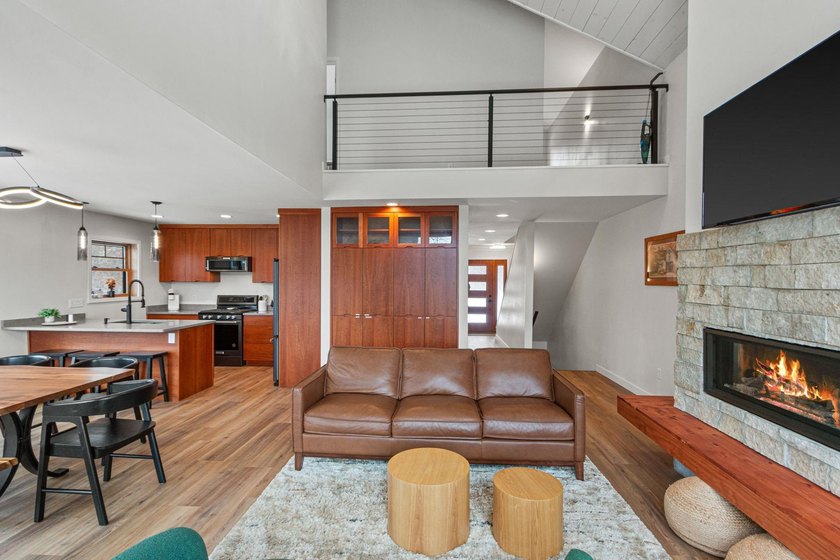Lake Arrowhead Lake Access Home! This magnificent, nearly new - photo 11