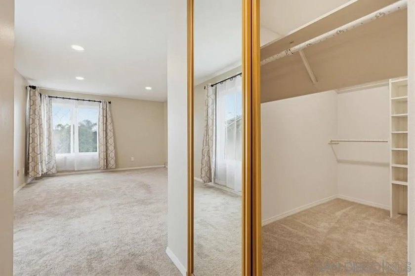 Fabulous Cul-De-Sac street home with over $125,000 in upgrades - photo 22