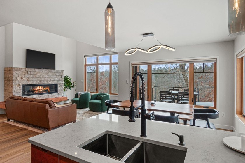Lake Arrowhead Lake Access Home! This magnificent, nearly new - photo 22