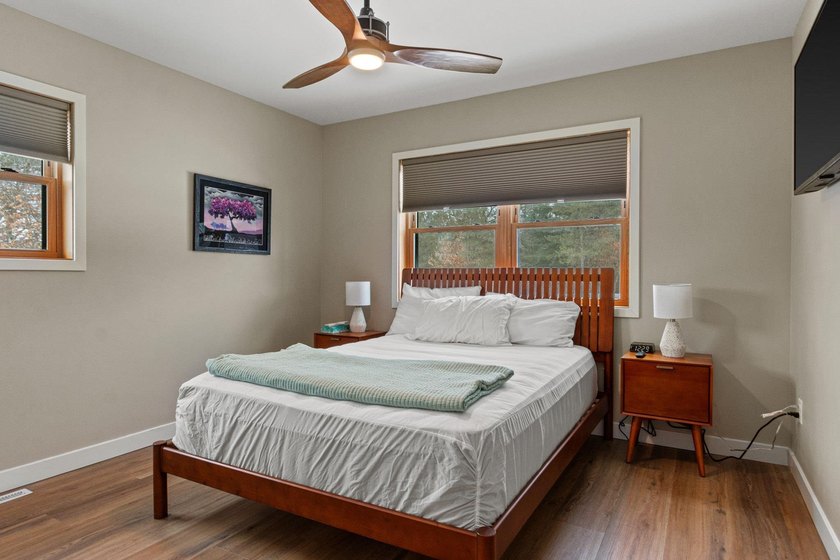 Lake Arrowhead Lake Access Home! This magnificent, nearly new - photo 23