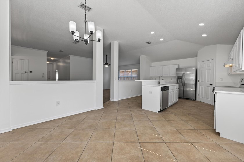 Free 1-0 temp buydown with preferred lender! Welcome to 1602 - photo 28