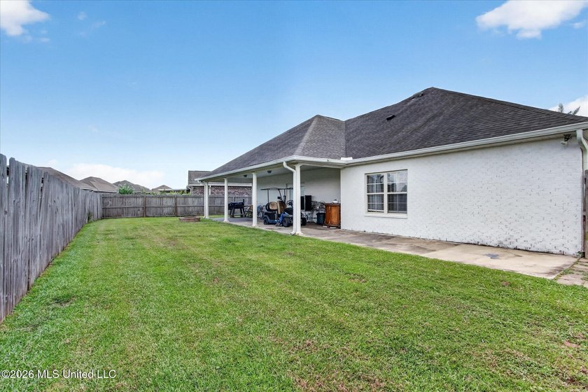Welcome home!! This spacious 3bed 2 bath split plan in St Martin - photo 36
