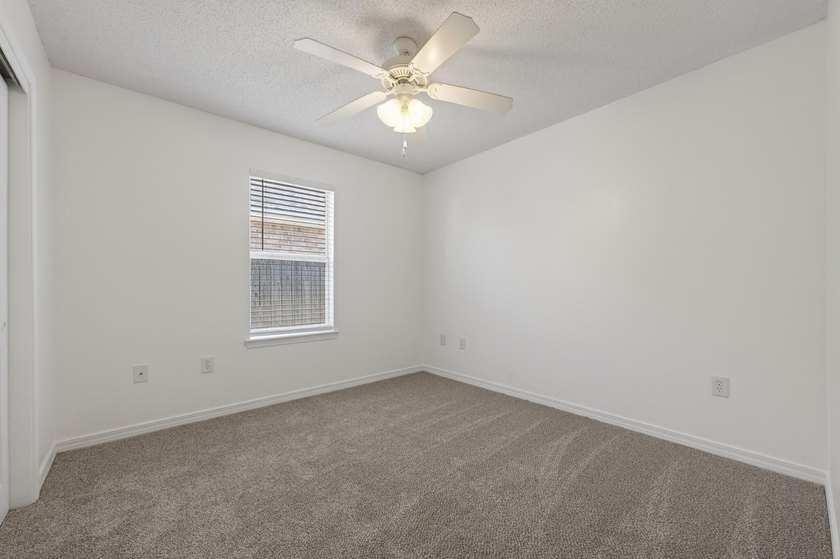 Free 1-0 temp buydown with preferred lender! Welcome to 1602 - photo 46