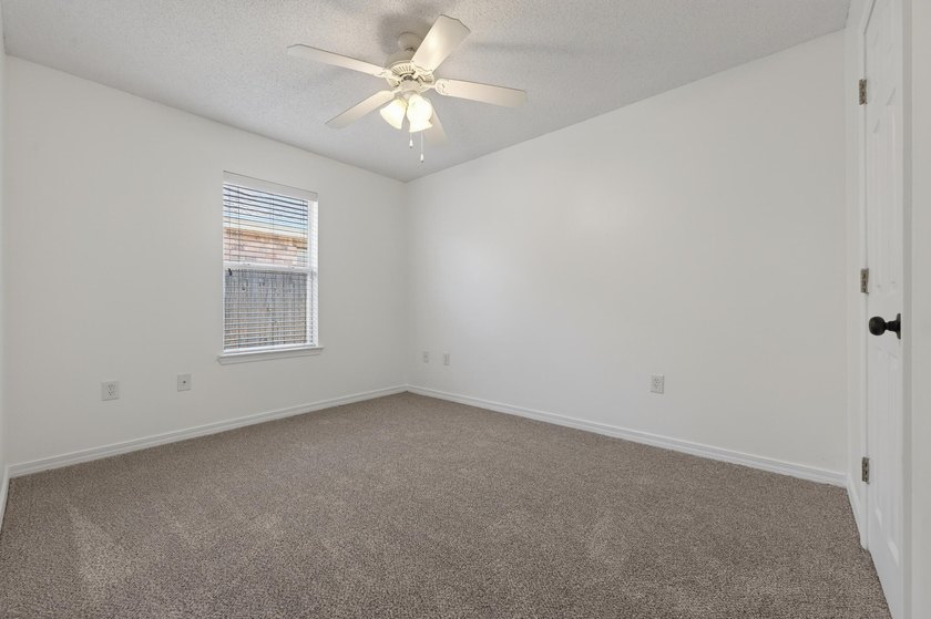 Free 1-0 temp buydown with preferred lender! Welcome to 1602 - photo 48