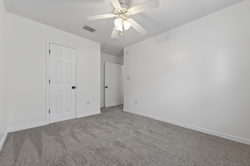 Free 1-0 temp buydown with preferred lender! Welcome to 1602 - photo 49