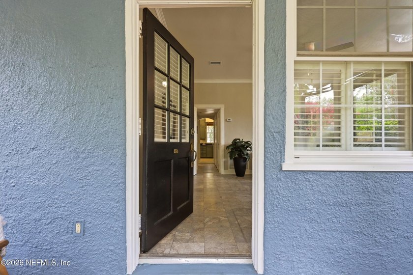 3BR/2BA bungalow in the heart of spectacular San Marco with - photo 8