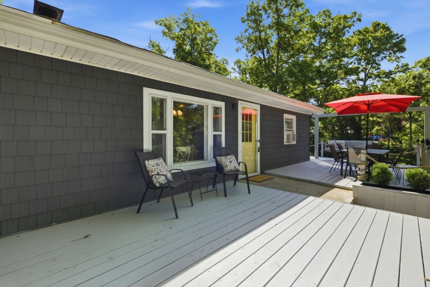 Back deck (west facing - gorgeous sunsets). - photo 4