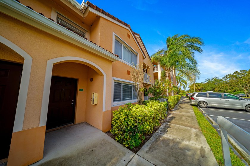 A spacious first floor 3 bedroom 2 bath condo located in a - photo 4