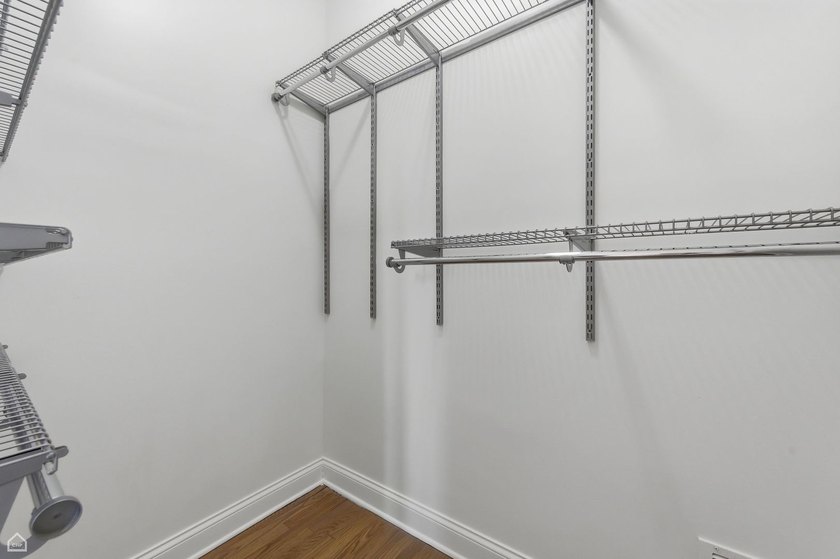 Fluid Integration of a Curated Gallery with Cohesive Design - photo 25