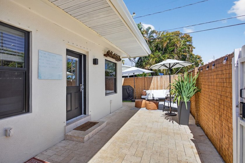 5-PLEX fully rented (MLS classified as 4-plex) in Fort - photo 5