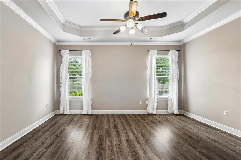Situated in The Landings subdivision, this all-brick - photo 8