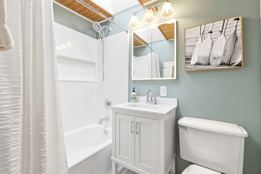 Full Bathroom - photo 21