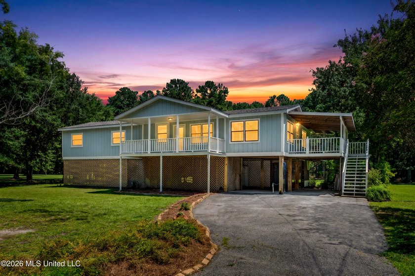 Privacy Galor with 2 Private Lots totaling 1.98 acres in the - photo 5
