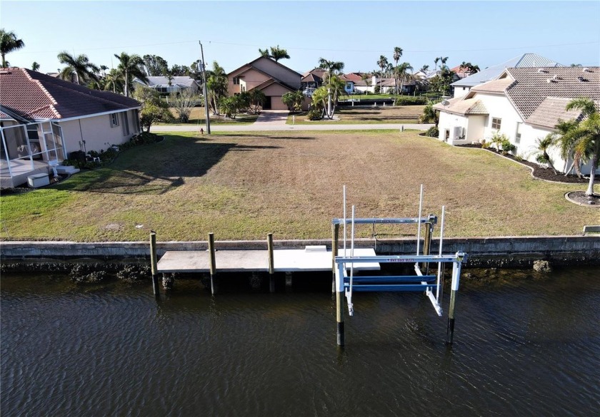 PUNTA GORDA ISLES WATERFRONT - Build Your Dream!
Ready to live - photo 11