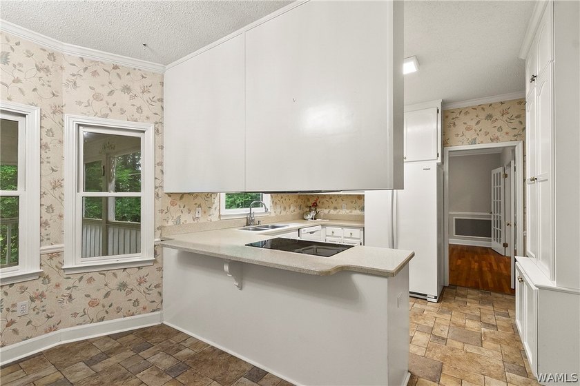 This beautifully maintained property offers privacy, recreation - photo 17