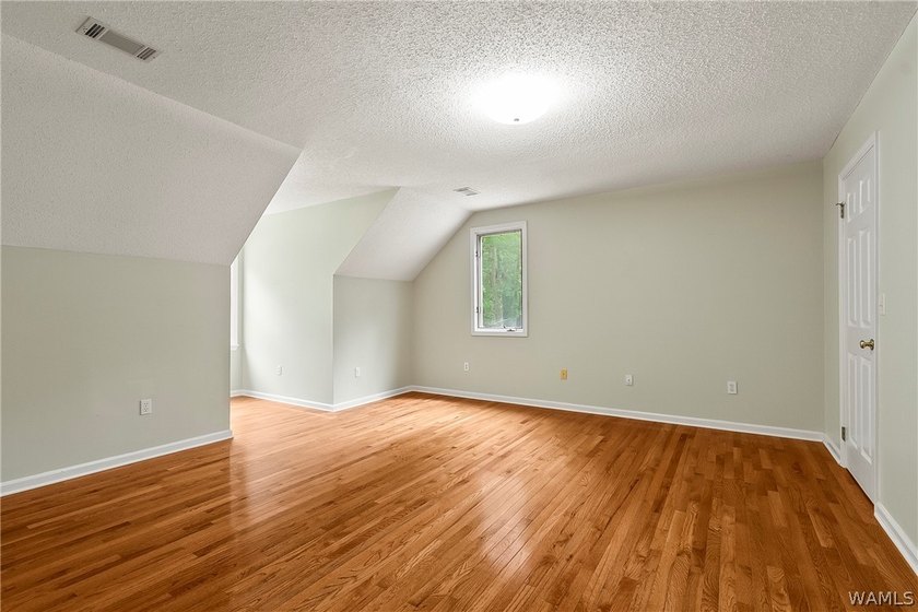 This beautifully maintained property offers privacy, recreation - photo 28