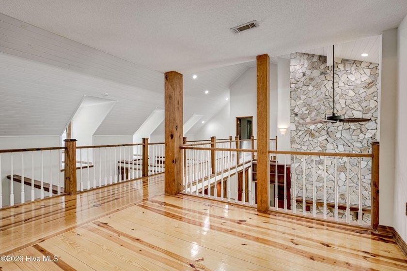 Welcome to an extraordinary lakefront retreat in Savannah Lakes - photo 41