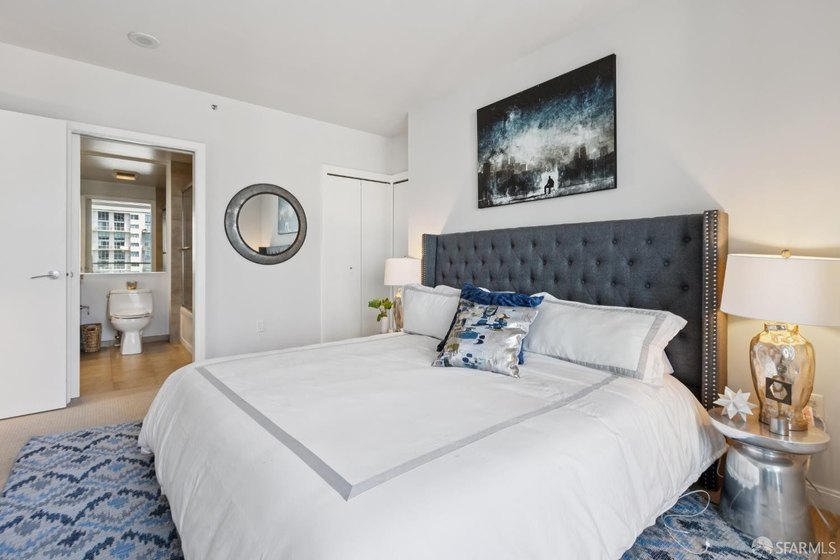 Back on market, One Rincon Hill where iconic views, exquisite - photo 20