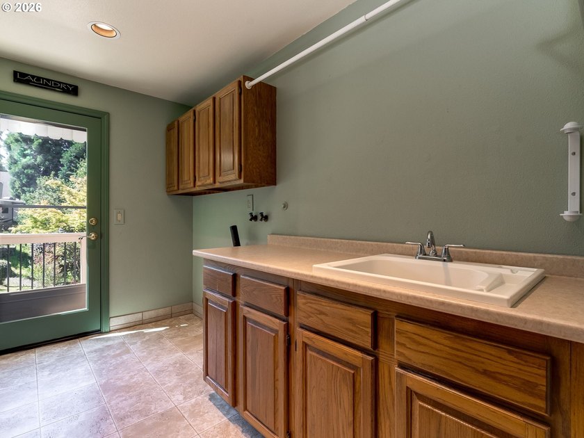 Welcome to this beautifully maintained 4-bedroom, 3-bath home on - photo 23