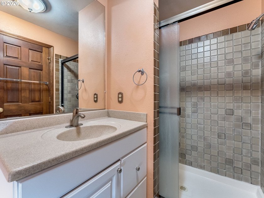 Welcome to this beautifully maintained 4-bedroom, 3-bath home on - photo 24