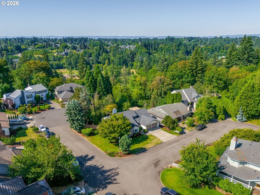 Welcome to this beautifully maintained 4-bedroom, 3-bath home on - photo 37