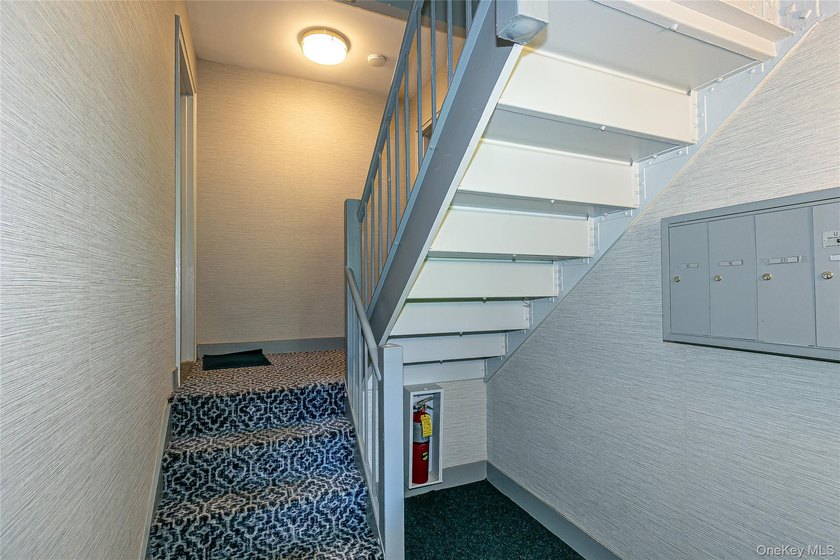 Spacious, Impeccably Maintained 2-Bedroom, 1-Bath Co-Op Unit In - photo 4