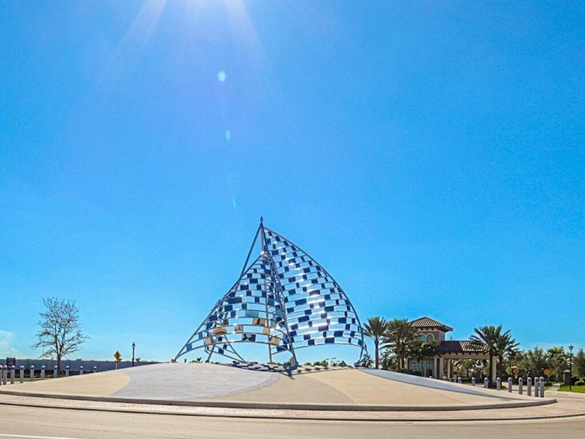 Discover the lakefront lifestyle you've been dreaming of in - photo 4