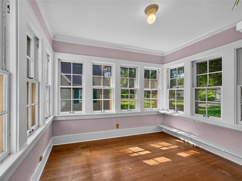 ***OPEN HOUSE THURSDAY 7/16 FROM 4-6PM*** Welcome home to this - photo 19