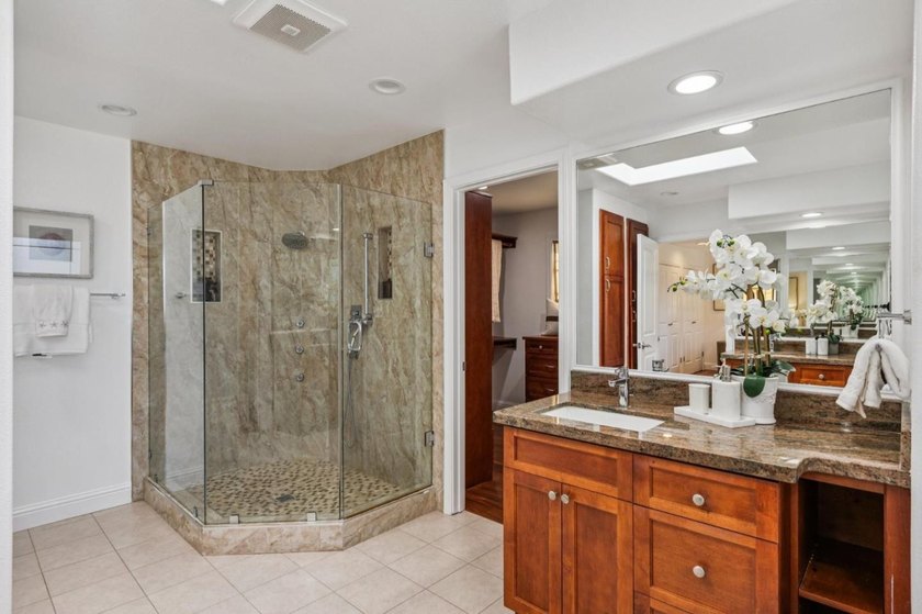Welcome to 1091 Lancer Drive, a beautifully updated two-story - photo 19