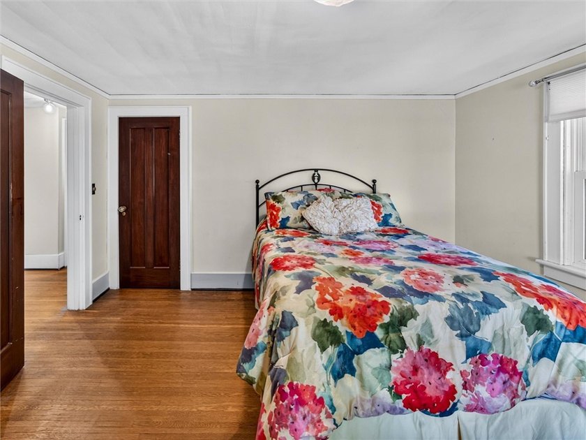 ***OPEN HOUSE THURSDAY 7/16 FROM 4-6PM*** Welcome home to this - photo 24