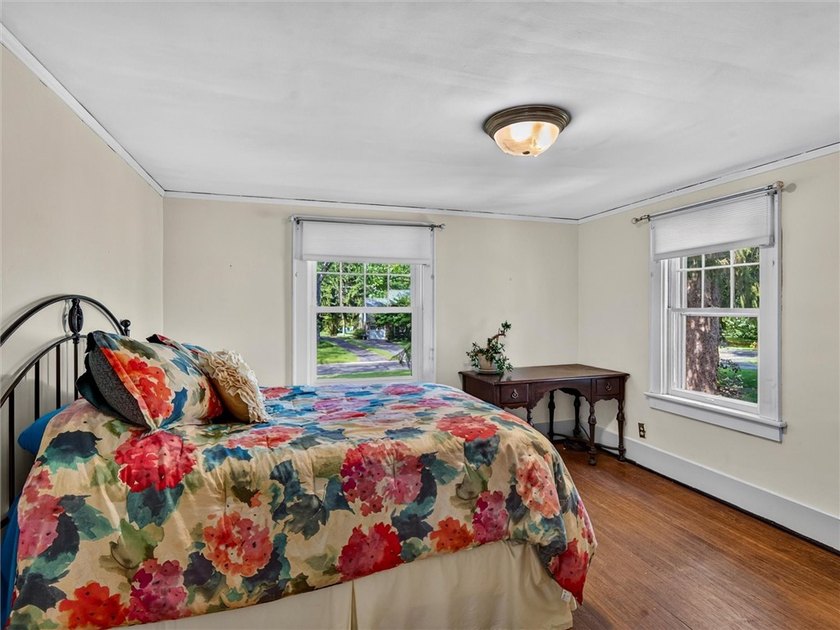 ***OPEN HOUSE THURSDAY 7/16 FROM 4-6PM*** Welcome home to this - photo 25