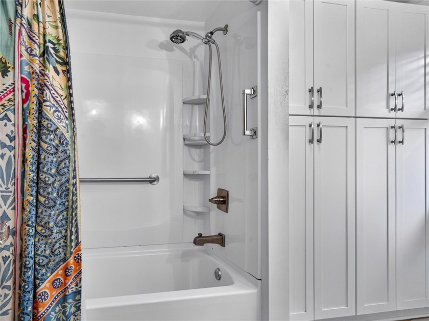 ***OPEN HOUSE THURSDAY 7/16 FROM 4-6PM*** Welcome home to this - photo 30