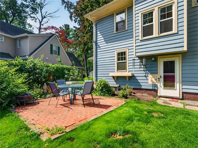 ***OPEN HOUSE THURSDAY 7/16 FROM 4-6PM*** Welcome home to this - photo 33