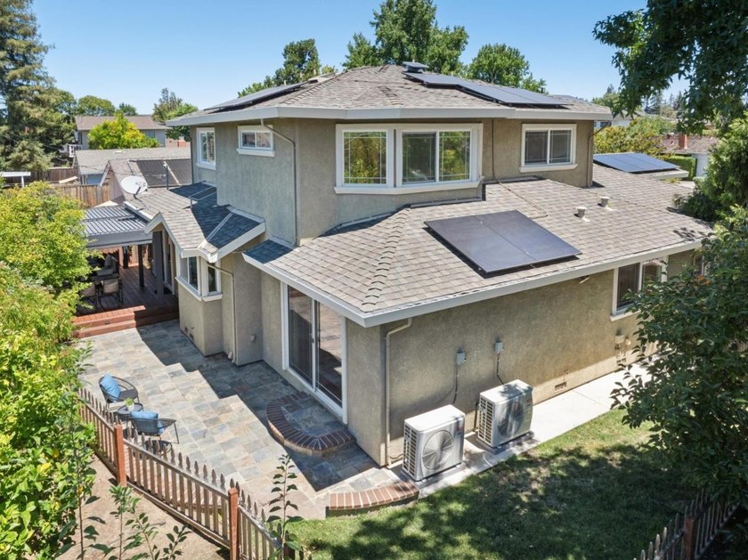 Welcome to 1091 Lancer Drive, a beautifully updated two-story - photo 35