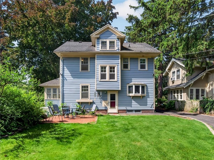 ***OPEN HOUSE THURSDAY 7/16 FROM 4-6PM*** Welcome home to this - photo 36