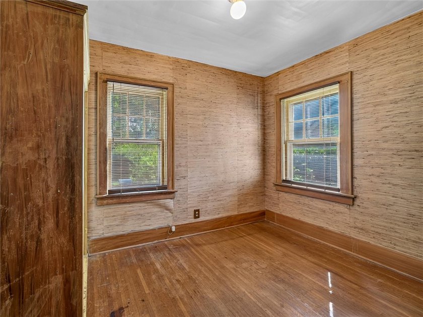 ***OPEN HOUSE THURSDAY 7/16 FROM 4-6PM*** Welcome home to this - photo 37