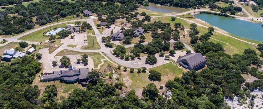 Nestled within the serene and exclusive White Bluff Resort, this - photo 2