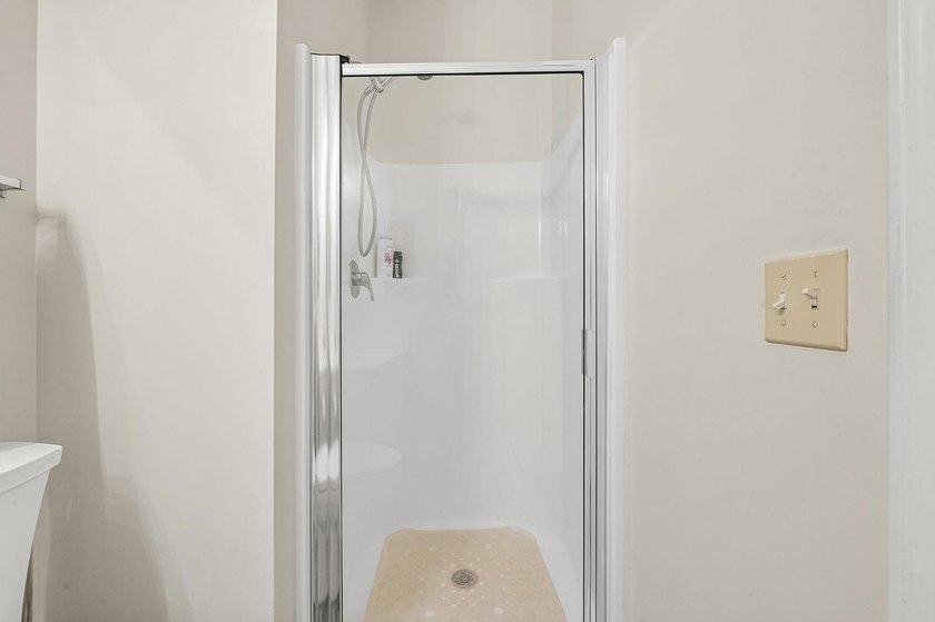 Welcome to Unit 409 at Carolina Keyes, a sought-after - photo 20
