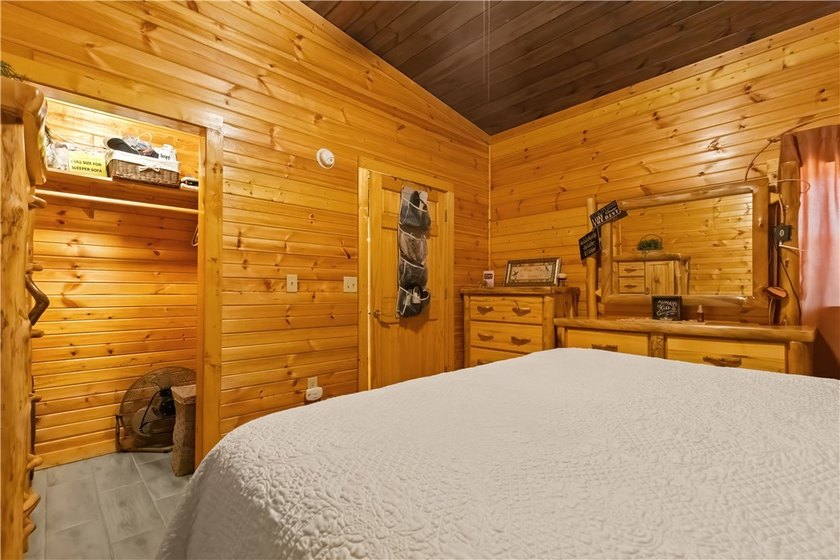 Enjoy panoramic mountain views from this 2-bedroom, 1-bath - photo 9