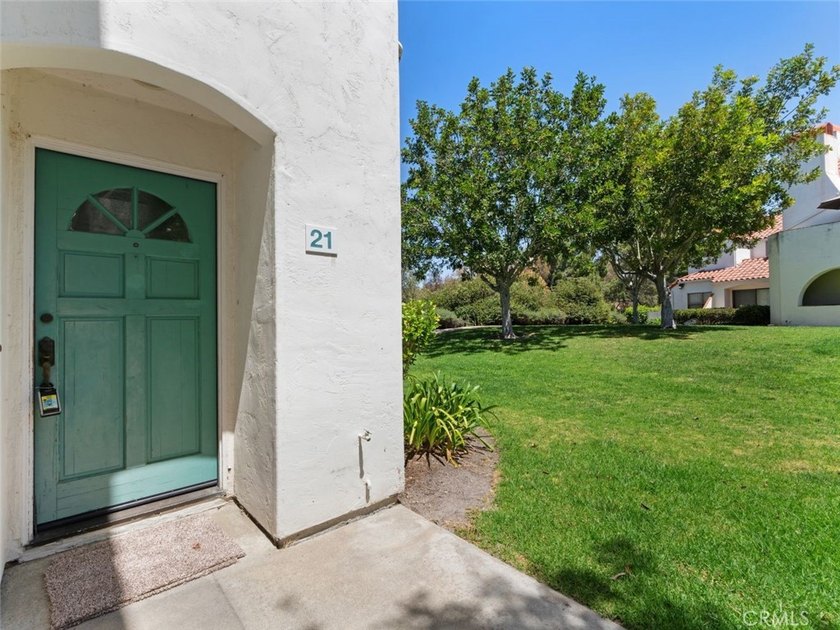 Welcome to a rare opportunity in the highly desirable Bernardo - photo 3