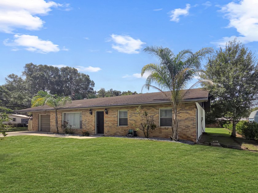 Don't miss this pool home on nearly 1/2 acre in desirable White - photo 4