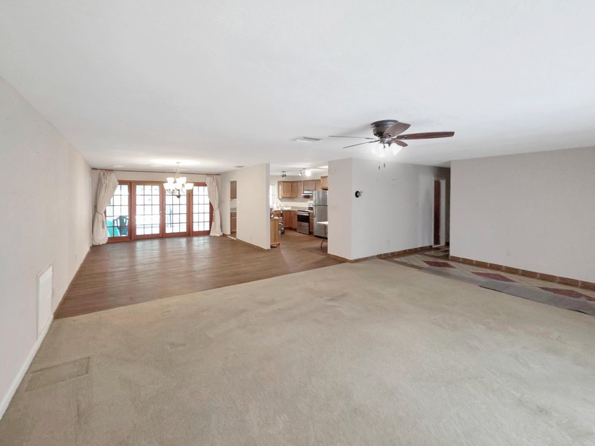 Don't miss this pool home on nearly 1/2 acre in desirable White - photo 7