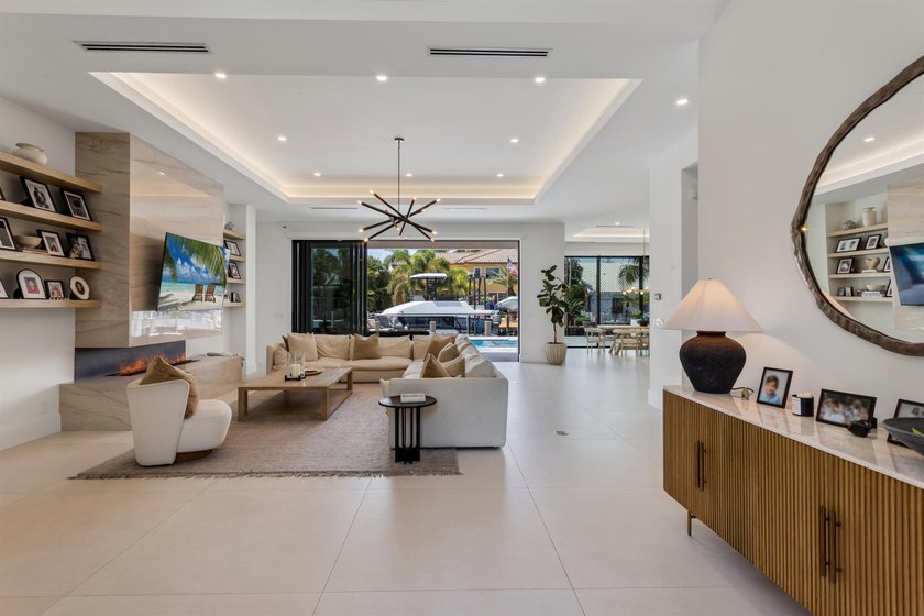 Coastal-Inspired Deepwater Estate sited on 80'+/- of - photo 5