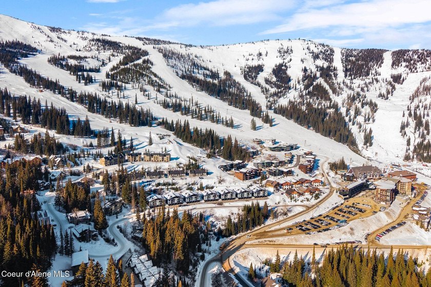 Experience true ski-in/ski-out living at Schweitzer Mountain - photo 41
