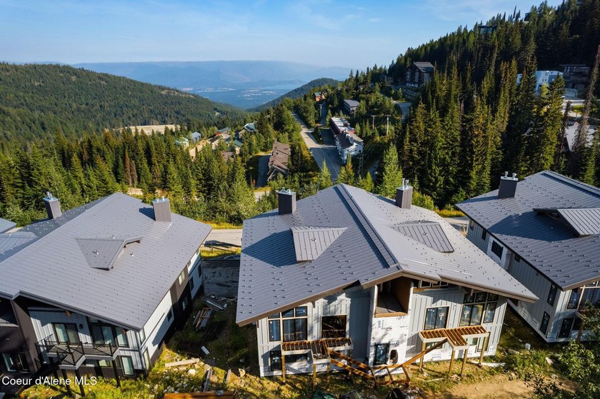 Experience true ski-in/ski-out living at Schweitzer Mountain - photo 42