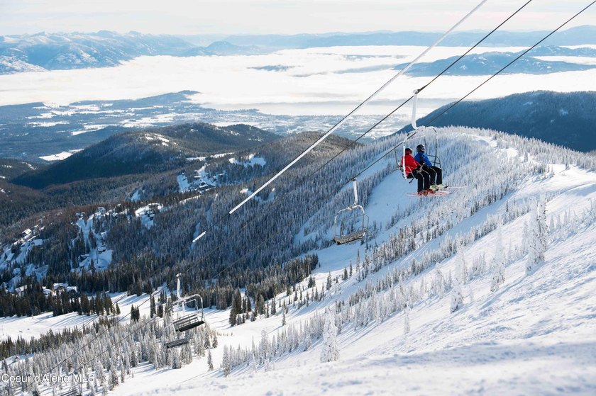 Experience true ski-in/ski-out living at Schweitzer Mountain - photo 50